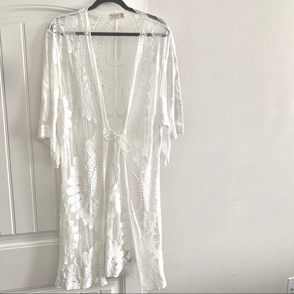 Sheer White/Ivory Lace Embroidery Kimono - Picture 7 of 7